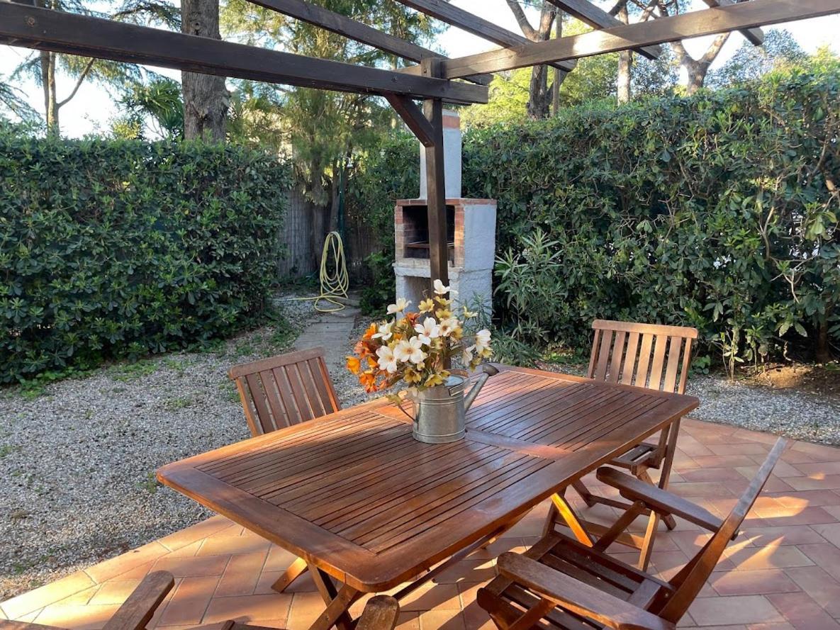 Agriturismo Podere Campalto 캄필리아 마리티마 외부 사진